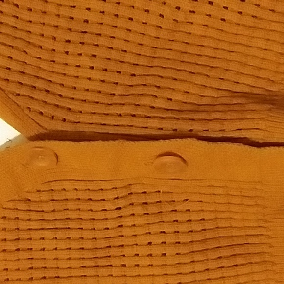 A New Day sweater - Picture 2 of 10